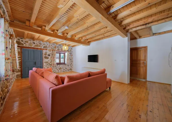 1 Bedroom Luxury In