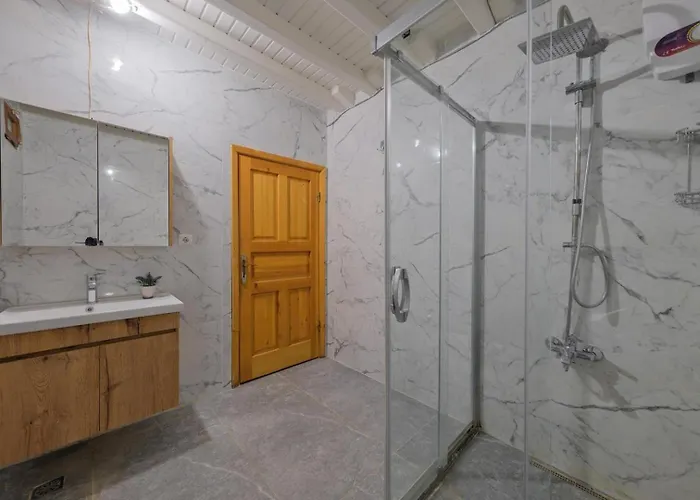 1 Bedroom Luxury In Villa *